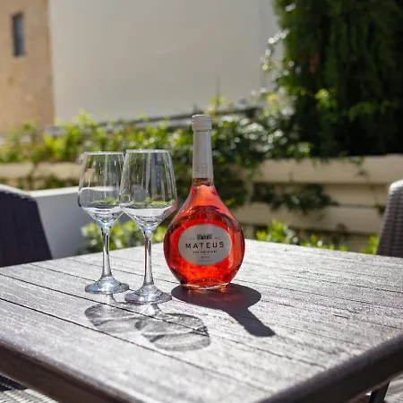 Ferienhaus Townhouse Anita - Modern 2-br Coastal Retreat Near The Peyia