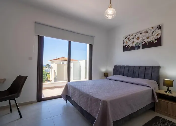 Townhouse Anita - Modern 2-br Coastal Retreat Near The *