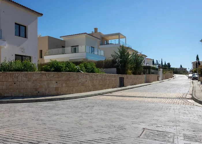 Casa vacanze Townhouse Anita - Modern 2-br Coastal Retreat Near The Peyia
